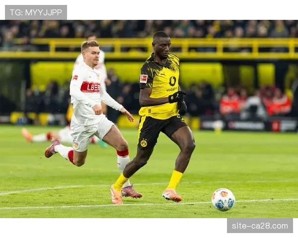 历史交锋回顾：近五次交手，门兴格拉德巴赫对阵多特蒙德保持不败